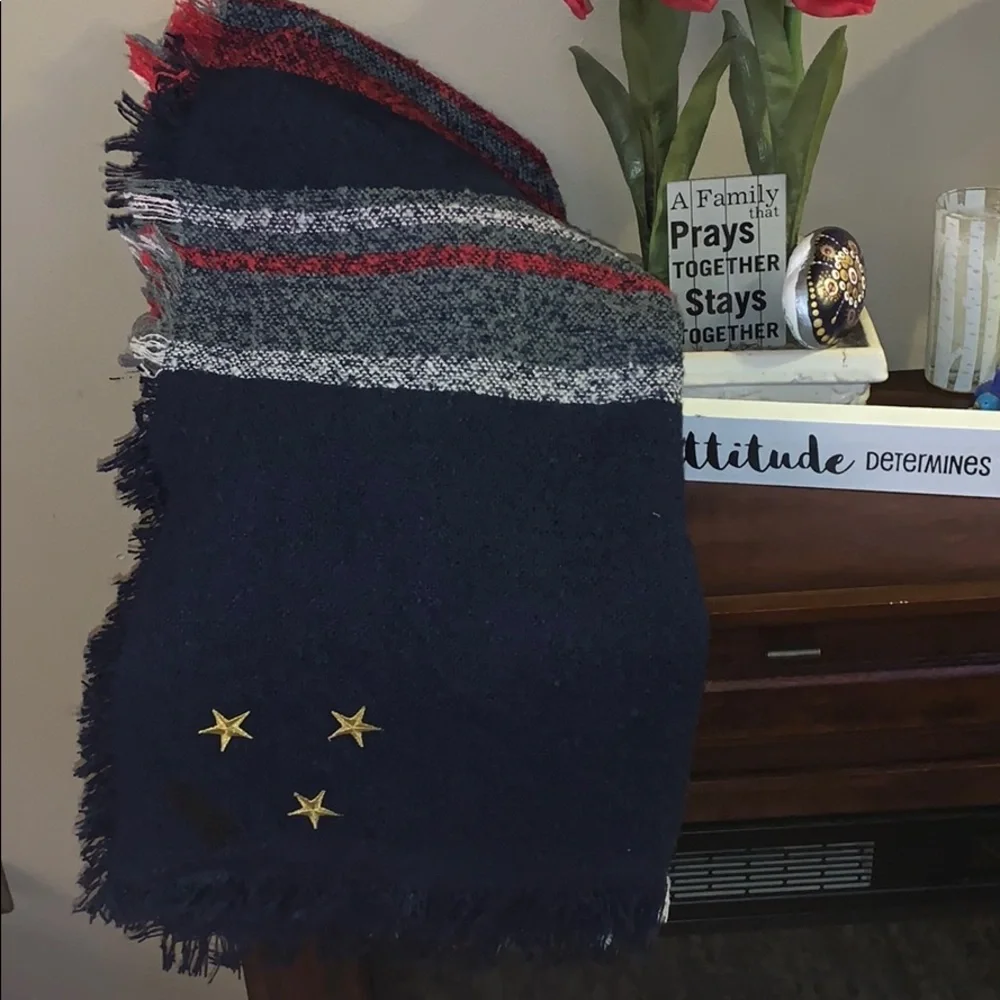 D&Y Square Blanket Scarf Blue, Red, & white/ stars